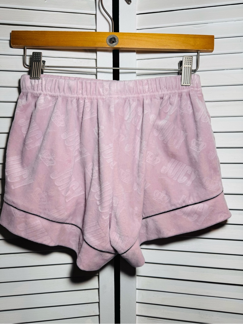 Juicy Couture Pink Velour Shorts Y2K Low Rise XS - Picture 2 of 4